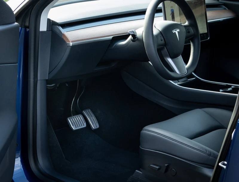 Накладки на педали Tesla 3 / Y